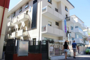 HOTEL LUNA